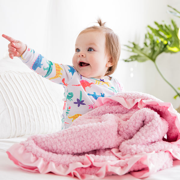Pink Chenille Baby Blanket - Max Daniel